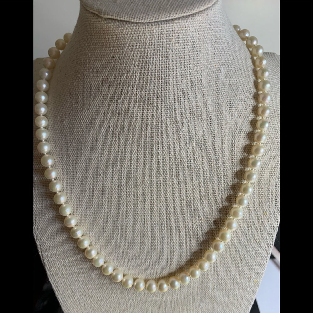 Beautiful Necklace Real Pearls